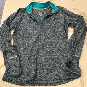 Nike Pullover Women Sz Med Running Long Sleeve 1/4 Zip Thumbholes.  Green/blue